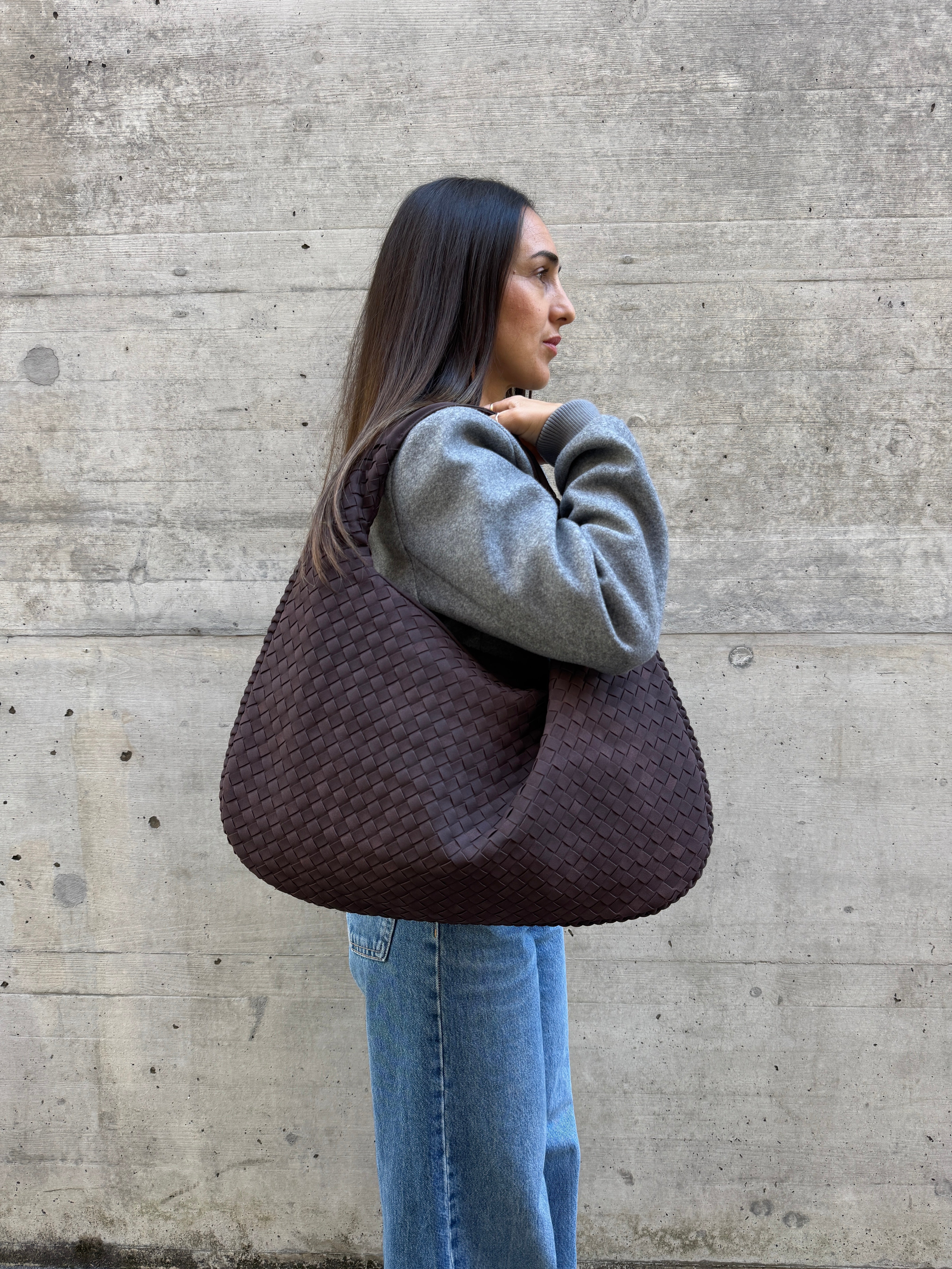 Tasche mit Flechtstruktur Wildlederoptik