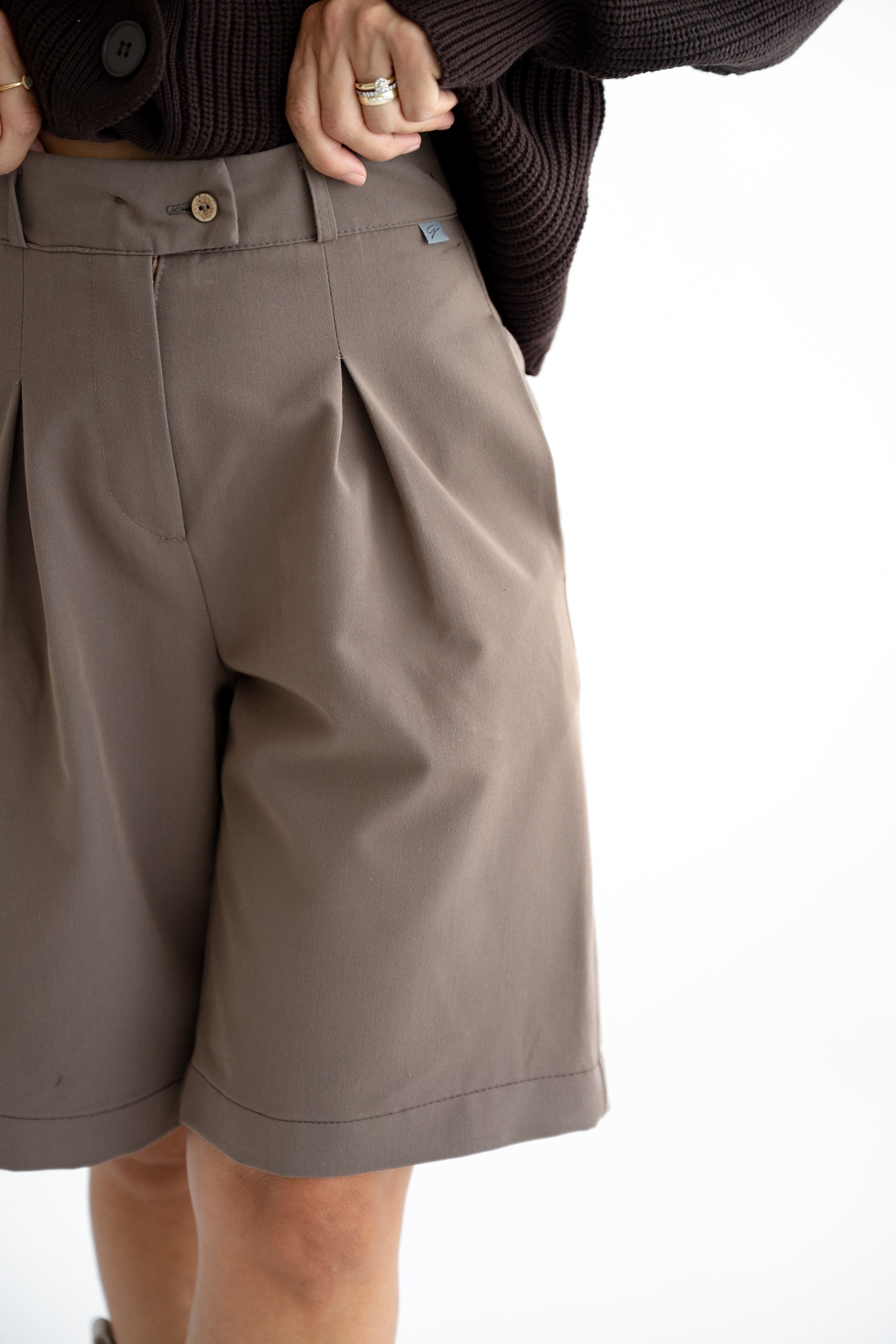 Basic Line Bermuda elegant