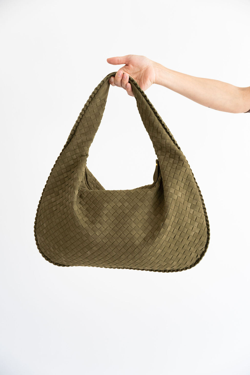 Tasche mit Flechtstruktur Wildlederoptik