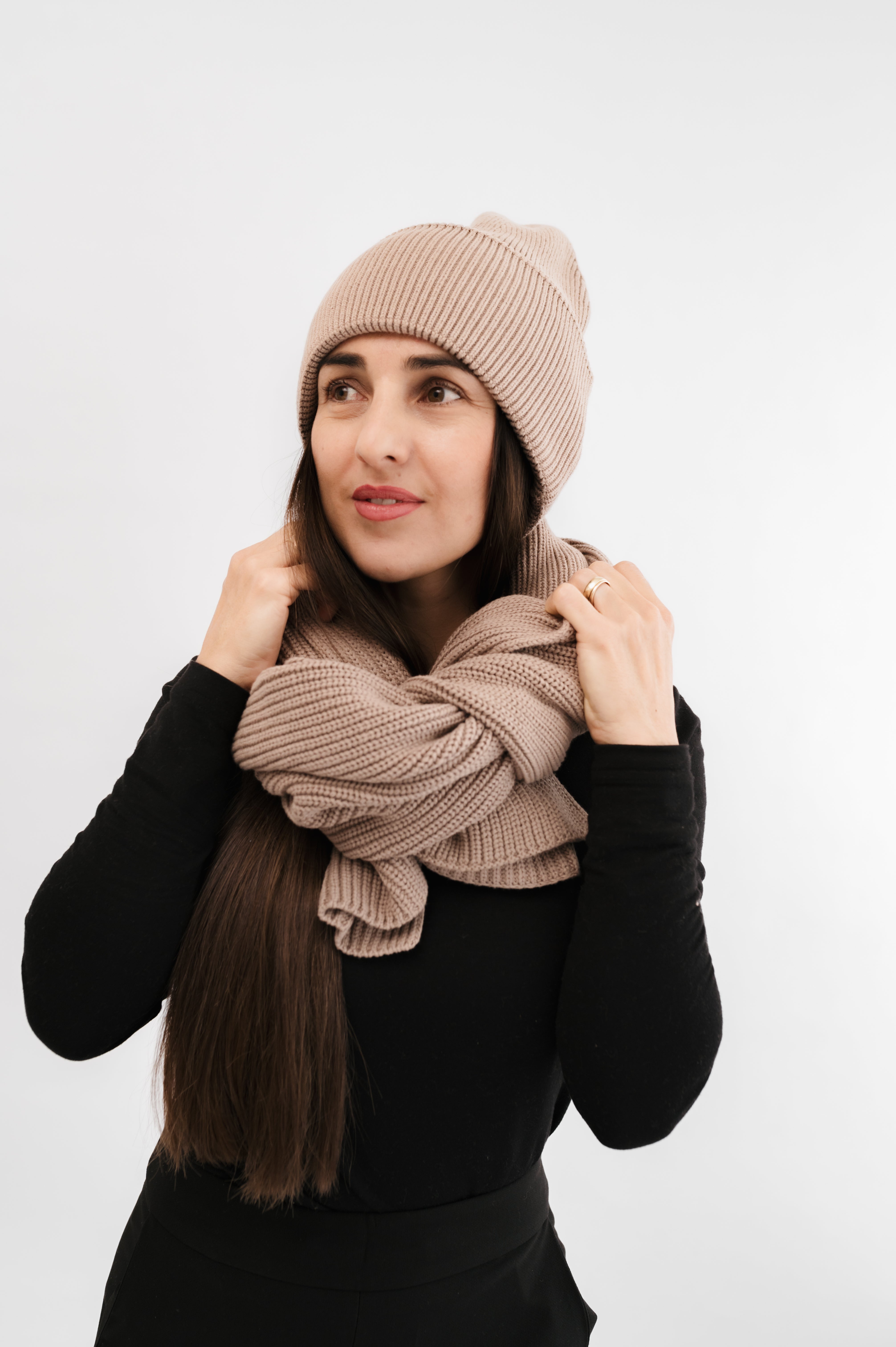 Mütze und Schal aus Baumwolle