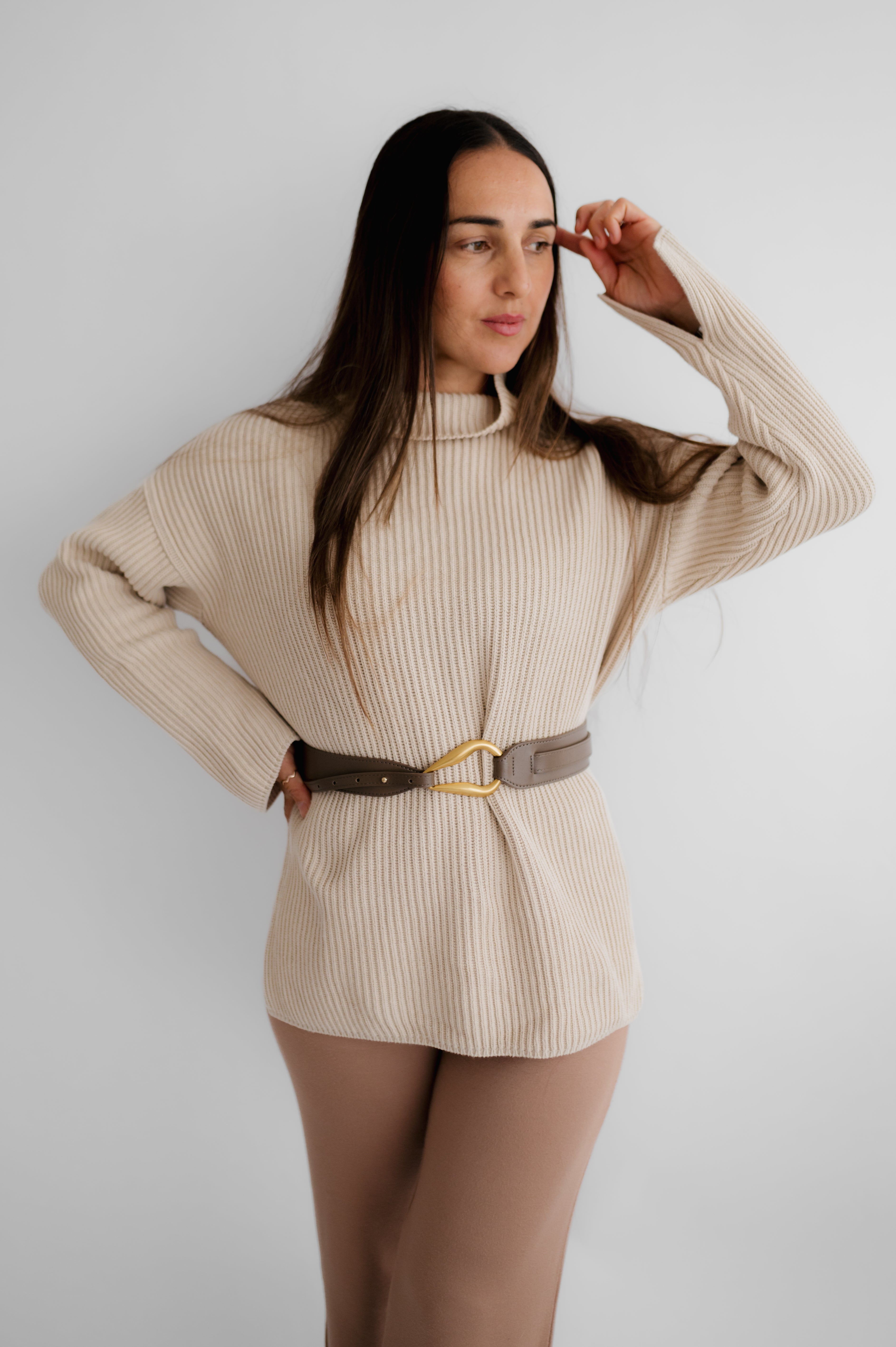 Gürtel asymmetrische Schnalle