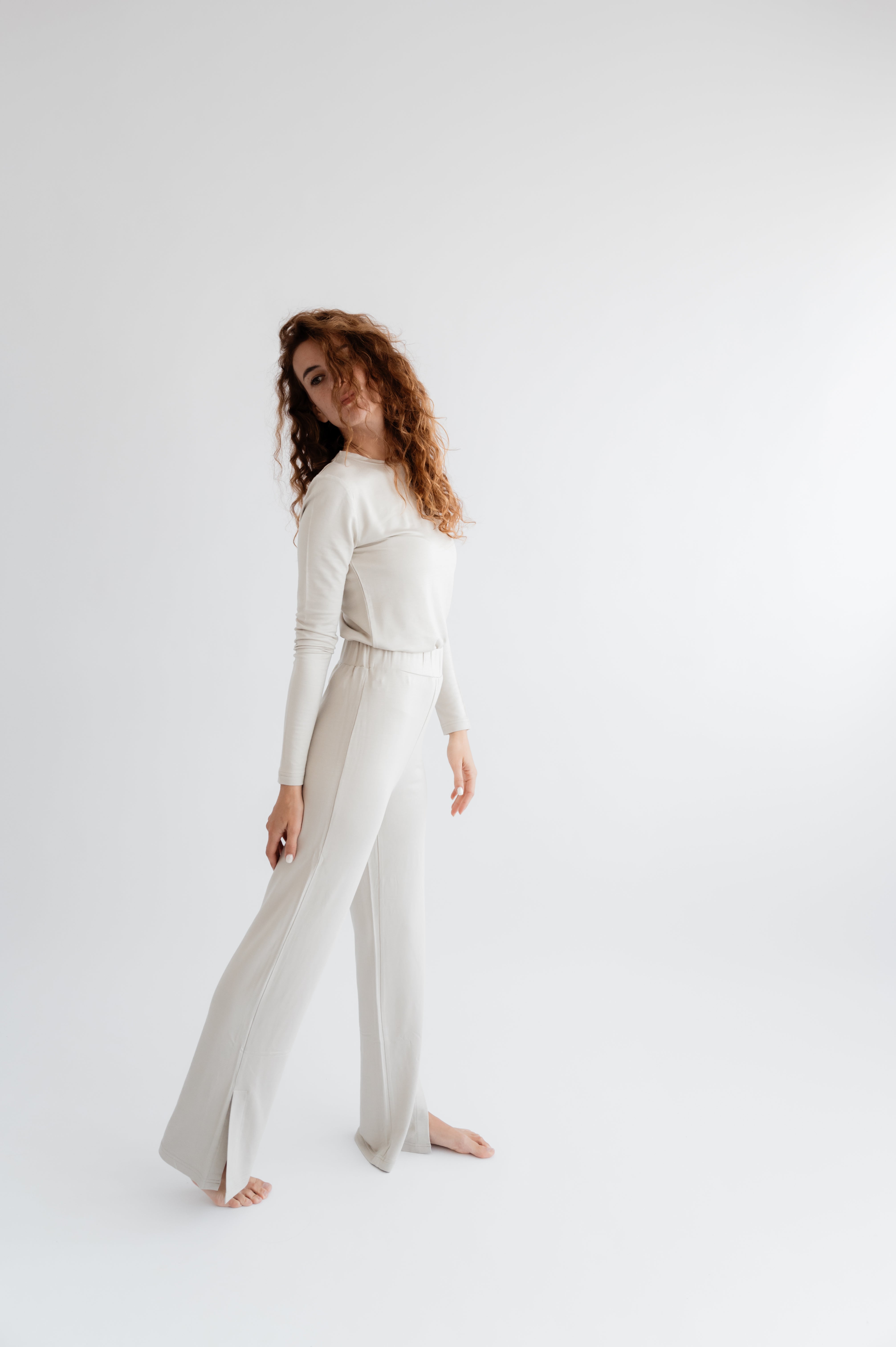 Basic Line Hose MODAL