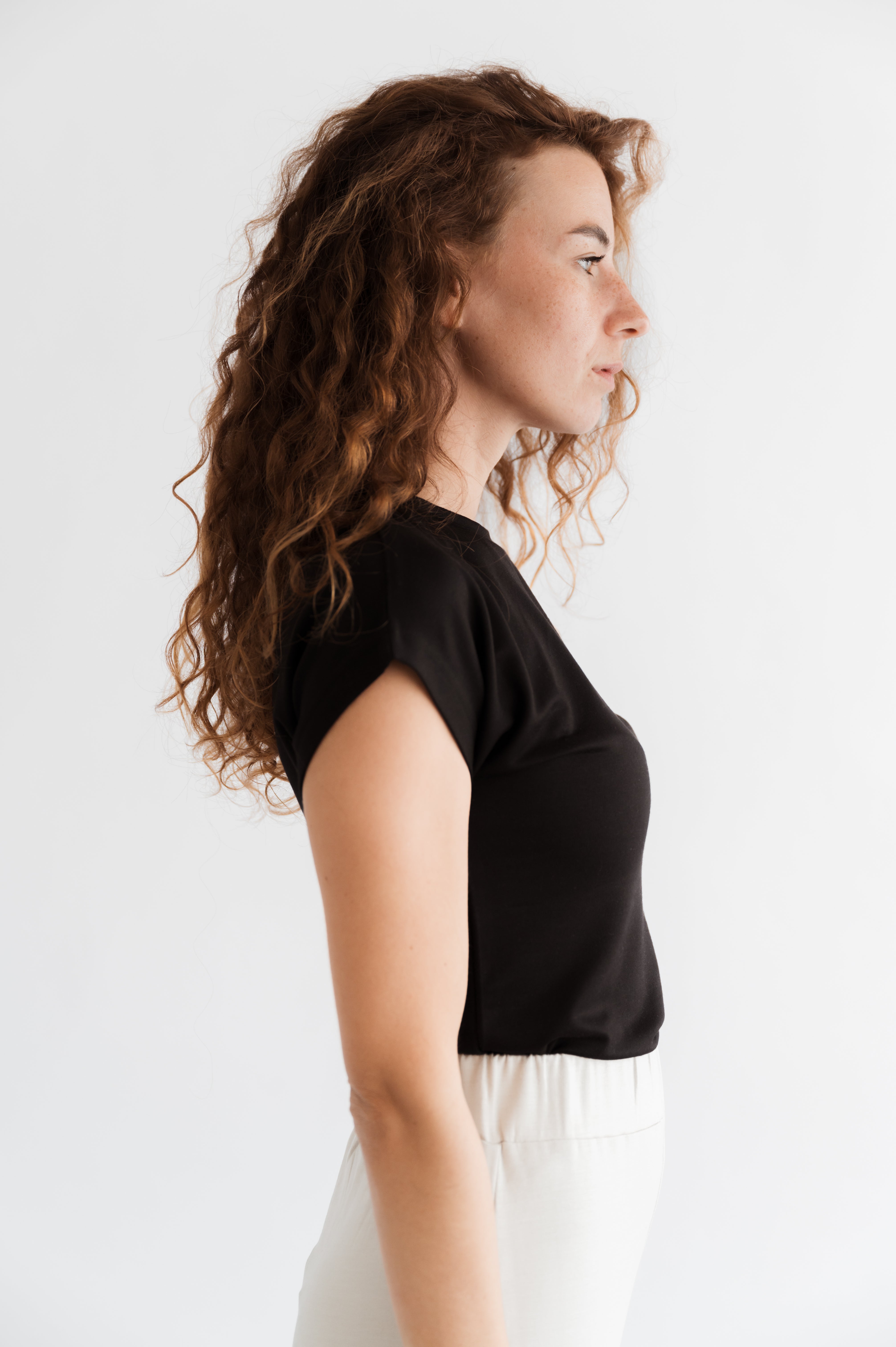 Basic Line Top MODAL