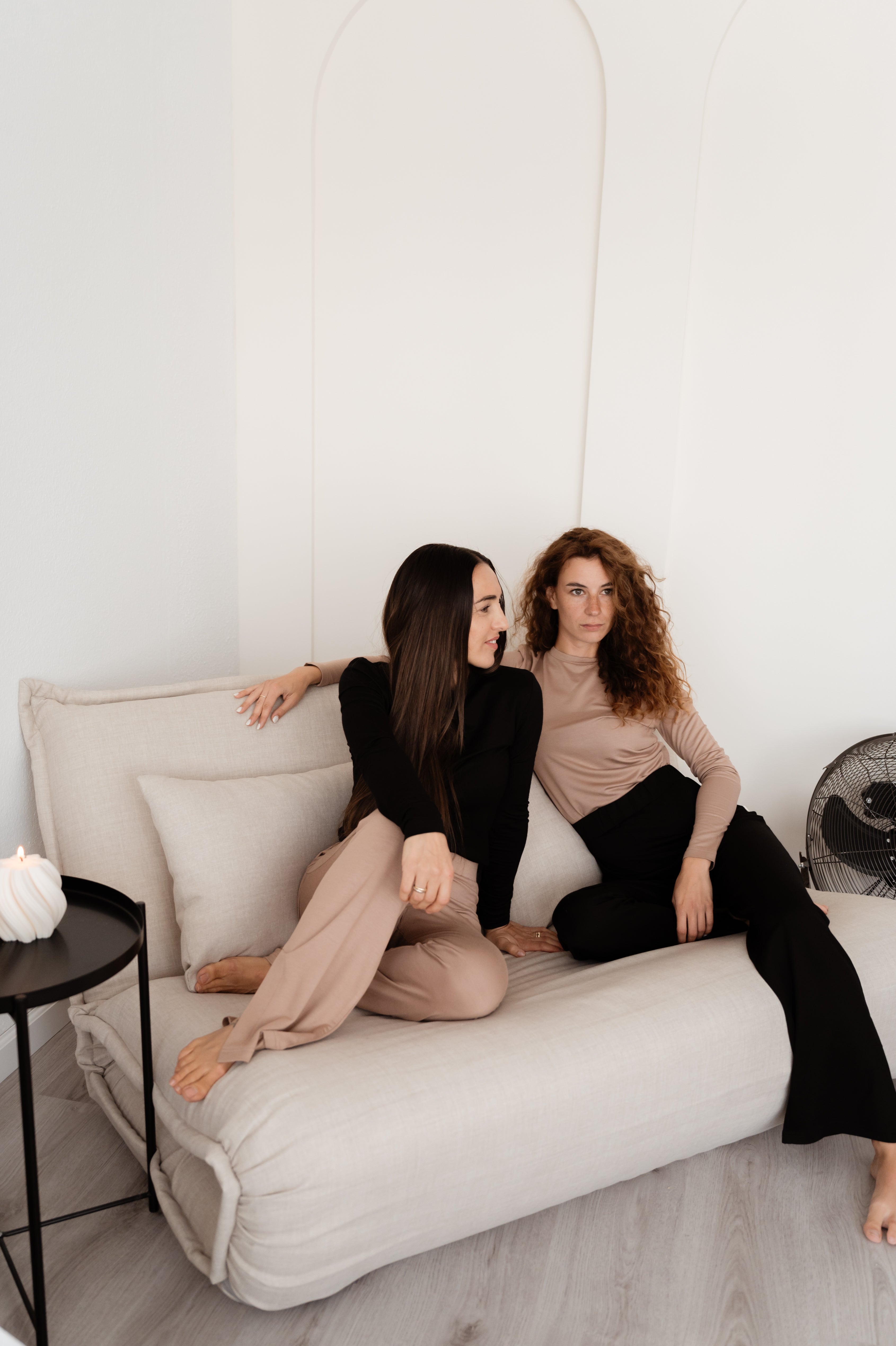 Basic Line Top MODAL