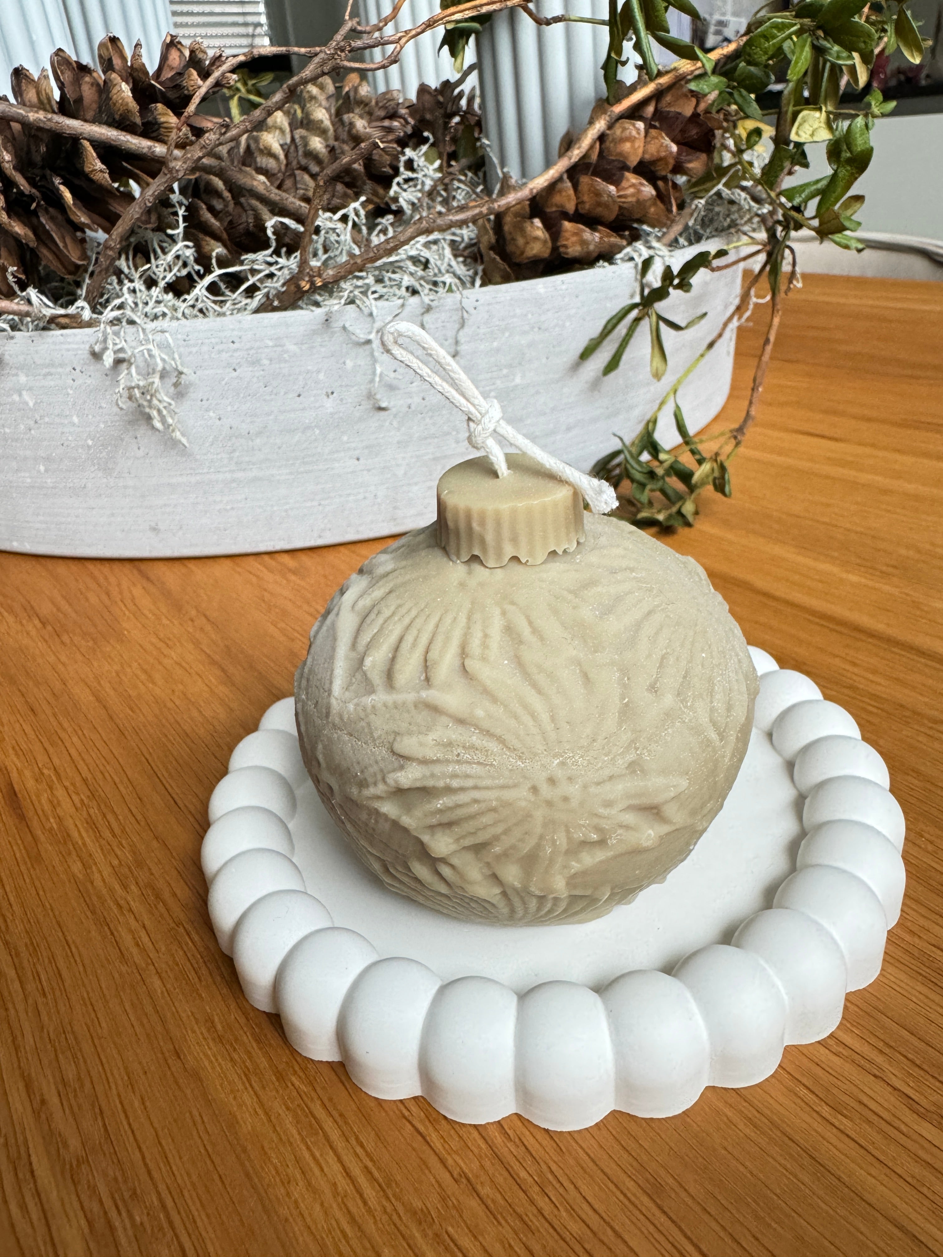 Weihnachtskugeln oder Weihnachtsbäumchen