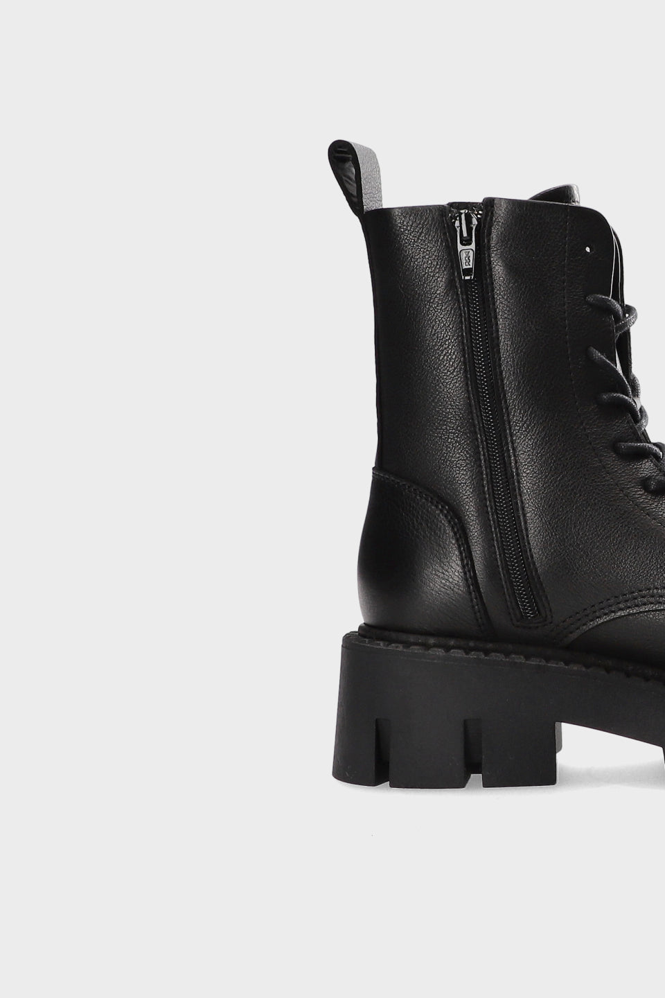 CPH130 Leather Black