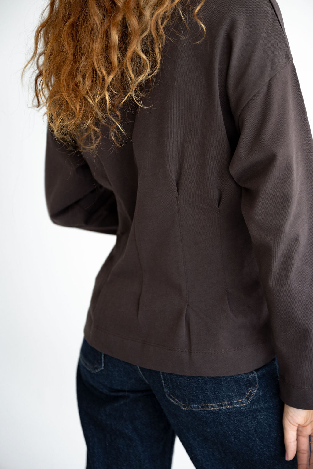 Basic Line Tailiertes Longsleeve
