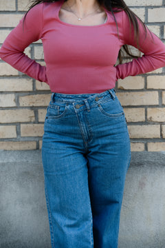 Jeans Asymetrischer Bund