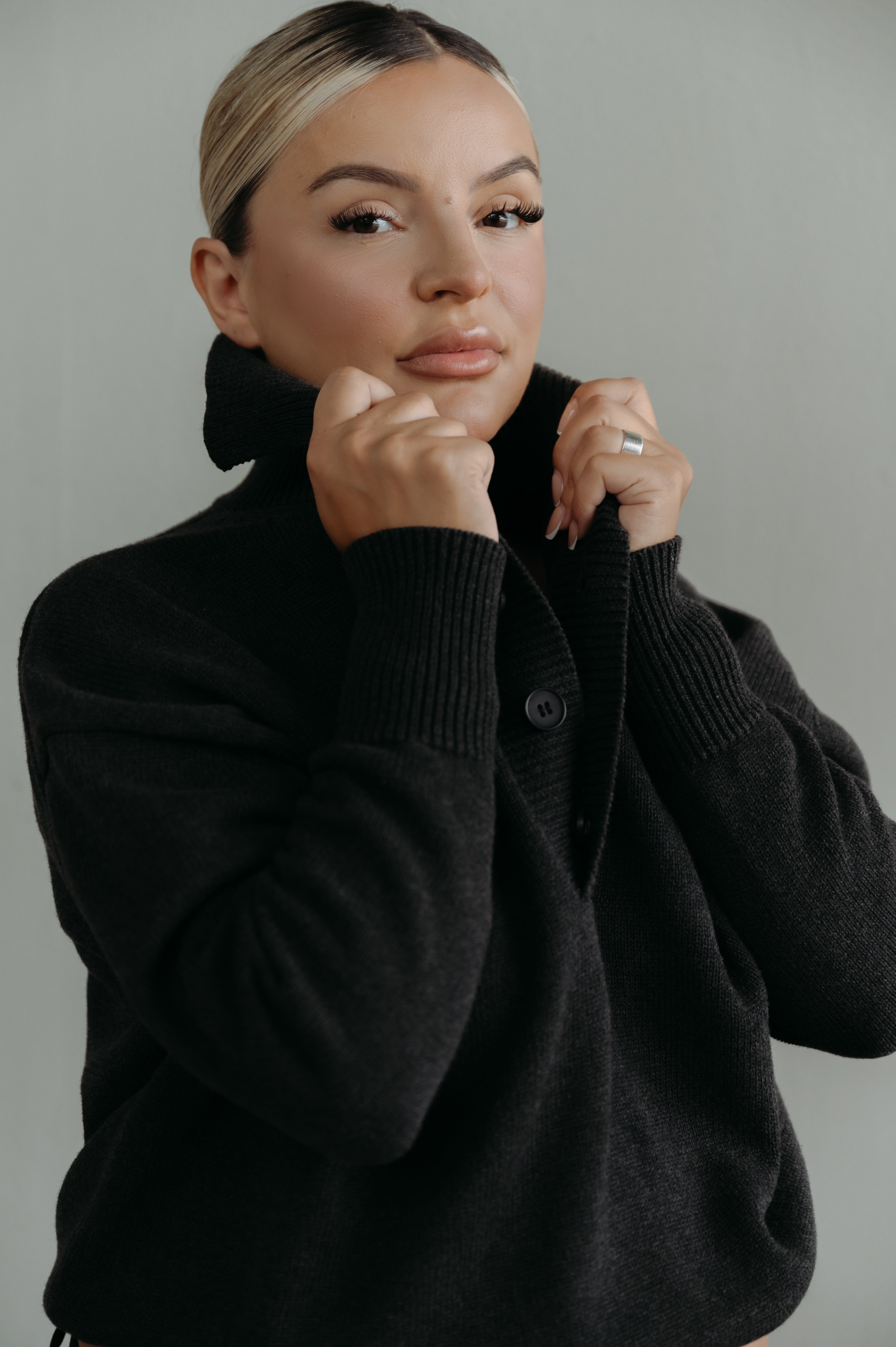 SBTL X LINDA Pullover mit Knöpfen